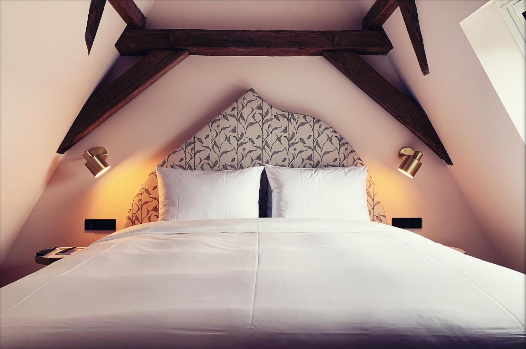 Relais & Chateaux Weeshuis 豪达 外观 照片
