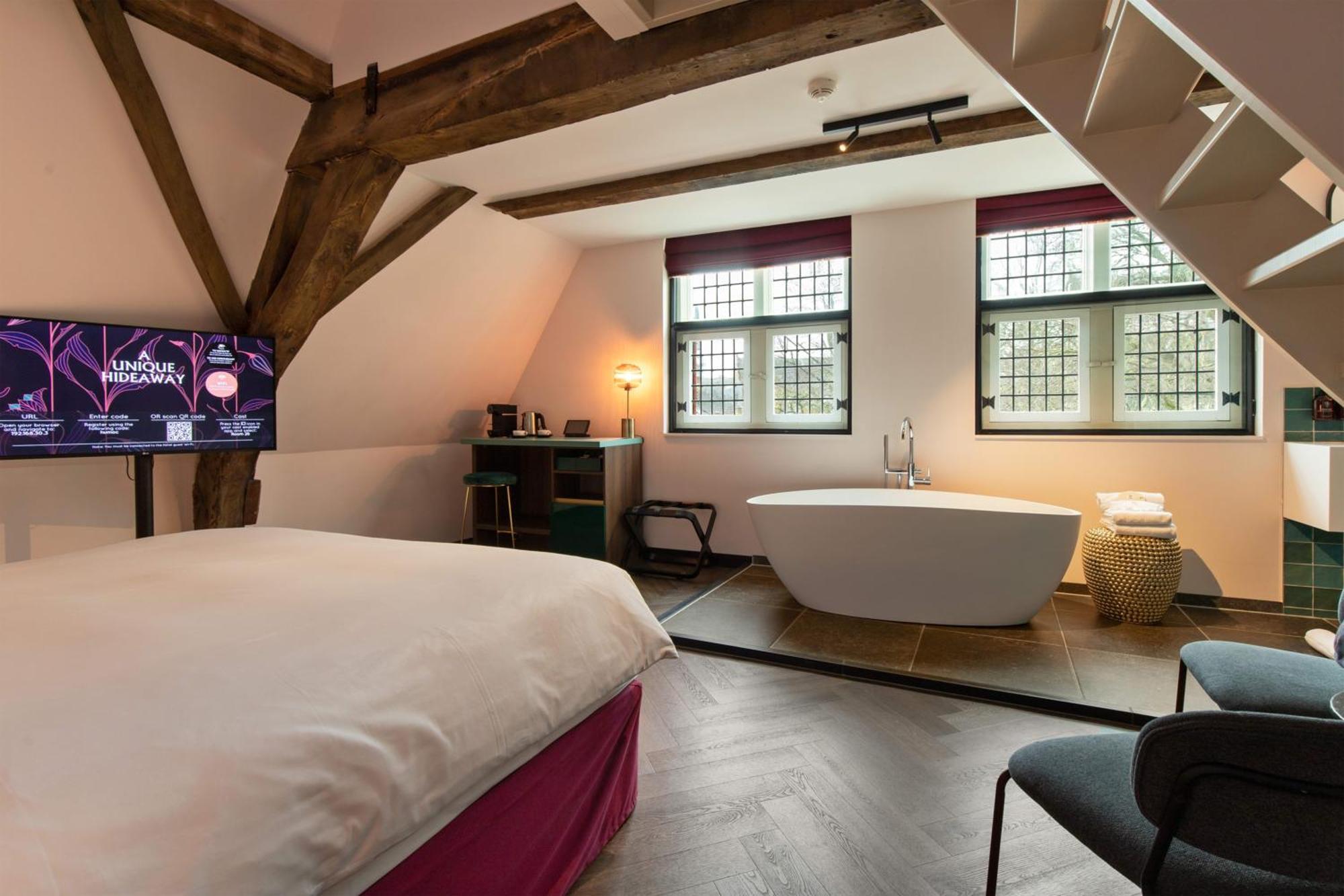 Relais & Chateaux Weeshuis 豪达 外观 照片
