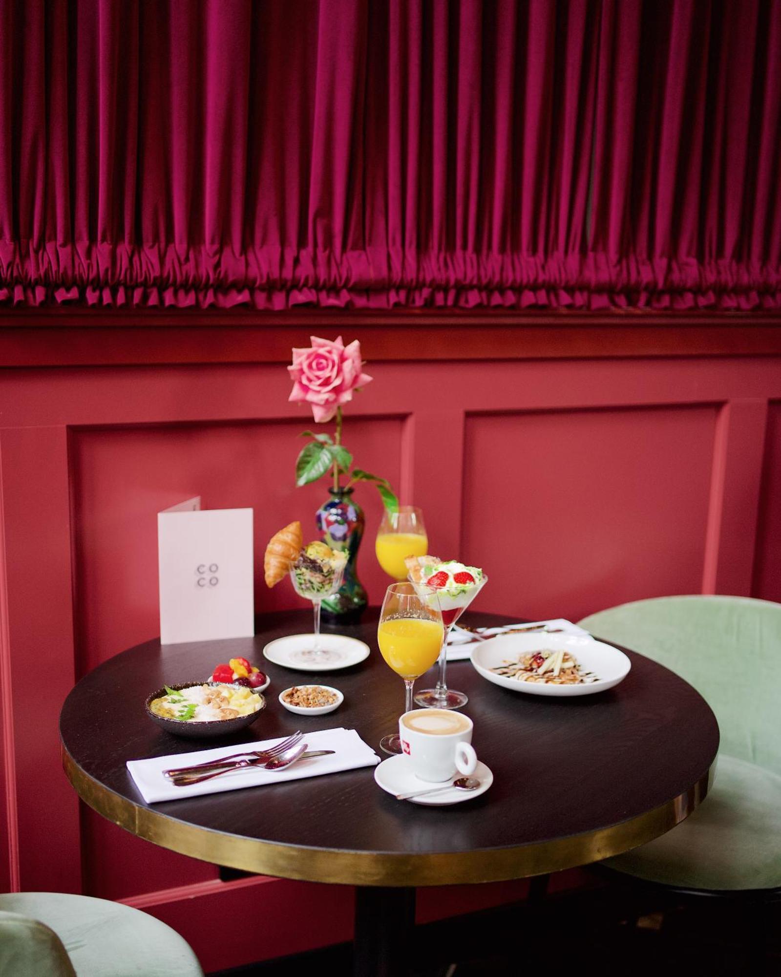 Relais & Chateaux Weeshuis 豪达 外观 照片